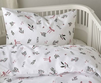 Julkvisten Röd Barn Bäddset Spjälsäng 100x130 Borganäs of Sweden