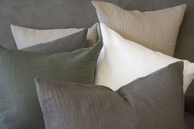 Enfärgat Vit Rolling Bäddset Dubbeltäcke 220x210 Borganäs of Sweden