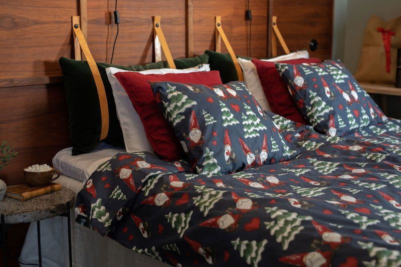 nhbRuWEmqPZCT4m1696939537