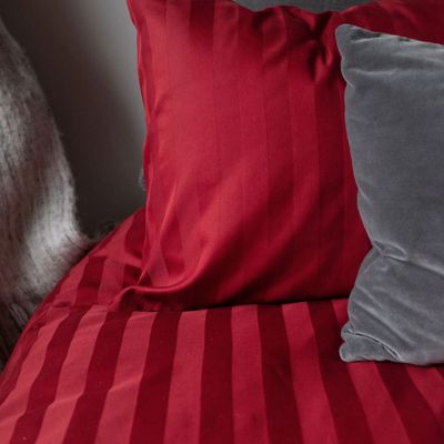 Hotell Satin Röd Bäddset Enkeltäcke 150x210 Borganäs of Sweden