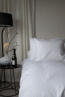 Örngott Hotell Satinrand Vit 55x75 Borganäs of Sweden