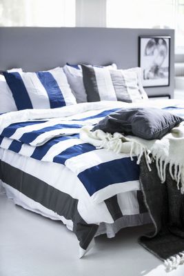 Fjällbacka Randigt Marin Satin Bäddset Enkeltäcke 150x210 Kosta Linnewäfveri