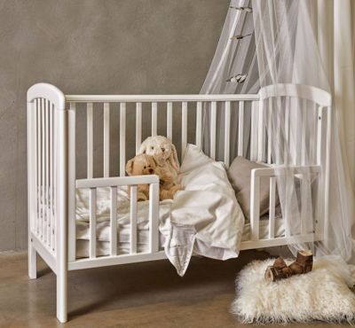 Washed Vit Barn Spjälsäng Bäddset 100x130 Borganäs of Sweden