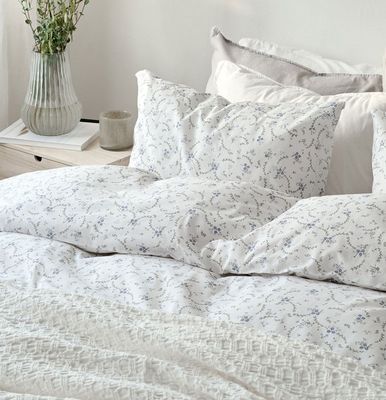 Vilja Blå Blommigt Bäddset Enkeltäcke 150x210 Borganäs of Sweden