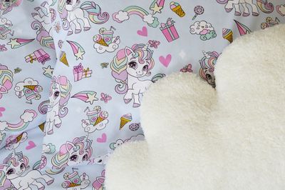 Enhörning Blå Barn Bäddset Enkeltäcke 150x210 Borganäs of Sweden