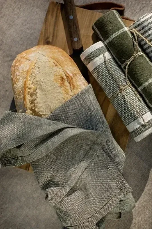 gLZLX94Cqs9JUyP1724244996