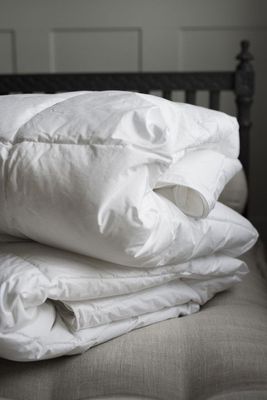 Hotelltäcke Medium 680g 150x200 Borganäs of Sweden