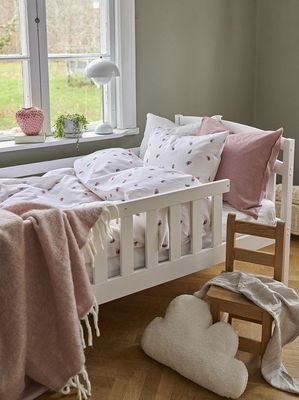 Jordgubbsdröm Rosa Bäddset Enkeltäcke 150x210 Borganäs of Sweden