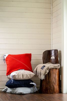 Yacht Grå Maritim Kuddfodral 50x60 Lord Nelson Victory