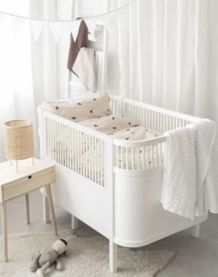 Humla Sand Barn Bäddset Spjälsäng 100x130 Borganäs of Sweden