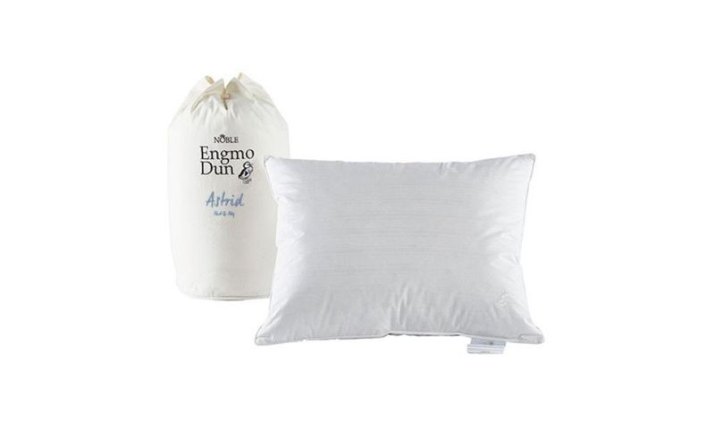 Astrid Dunkudde Mjuk & Hög 50x60 cm Engmo Dun