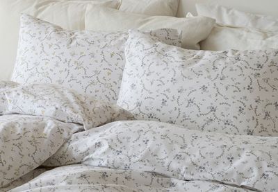 Vilja Blå Blommigt Bäddset Enkeltäcke 150x210 Borganäs of Sweden