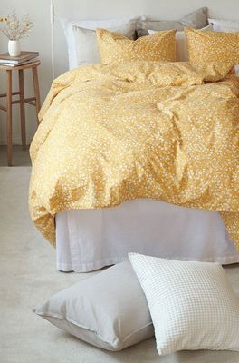 Hedda Gul Småblommigt Bäddset Dubbeltäcke 220x210 Borganäs of Sweden