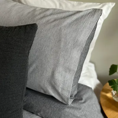 Runmarö Randigt Chambray Svart/Vit Bäddset Enkeltäcke 150x210 Classic Textile