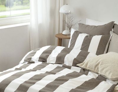 Block Stripe Brun Randigt Bäddset Enkeltäcke 150x210 Borganäs of Sweden