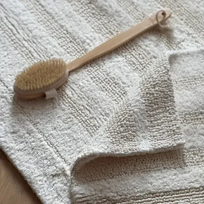 Lucca Off-White Badrumsmatta Classic Textile