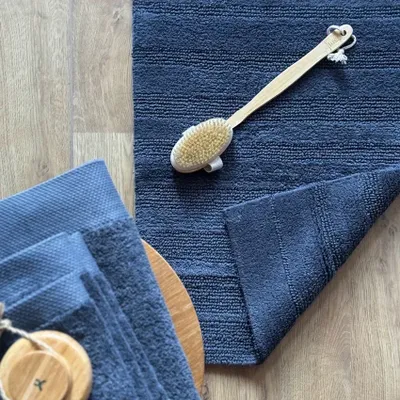 Lucca Indigoblå Badrumsmatta Classic Textile