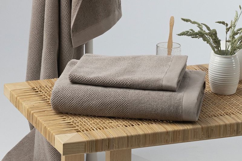 Enzo Brun Badrumshandduk Frotté Borganäs of Sweden