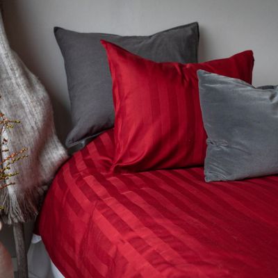 Hotell Satin Röd Bäddset Enkeltäcke 150x210 Borganäs of Sweden