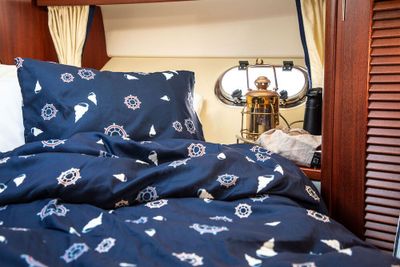 Jorehed Marinblå Maritim Mikrofiber Bäddset Enkeltäcke 150x210 Lord Nelson Victory