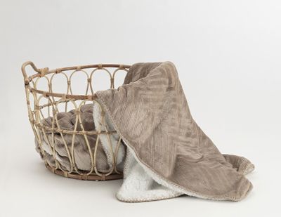 Pläd Sherpa Beige 130x170 Borganäs of Sweden