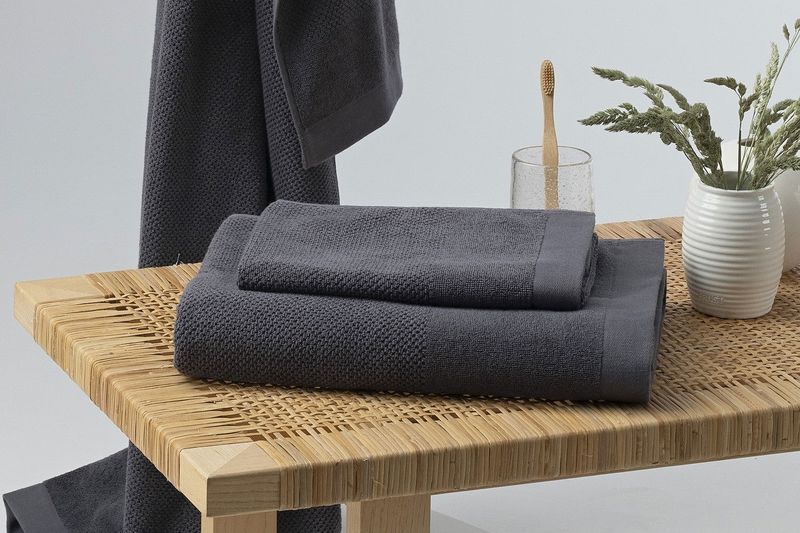 Enzo Mörkblå Badrumshandduk Frotté Borganäs of Sweden