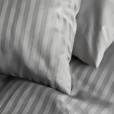 Pearl Grå Satin Randigt Bäddset Enkeltäcke 150x210 Classic Textile