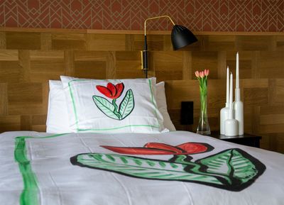 Tulip Satin Bäddset Enkeltäcke 150x210 Kosta Linnewäfveri