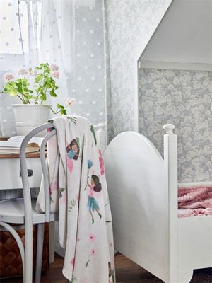 Älvor Beige Pläd Barn 130x150 Redlunds