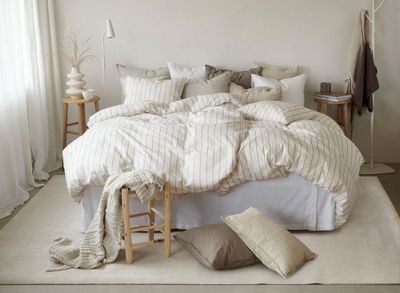 Saga Beige Randigt Bäddset Enkeltäcke 150x210 Borganäs of Sweden