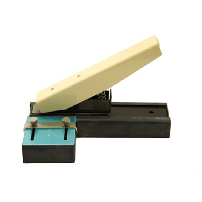 Hole punch oval hole, with guide