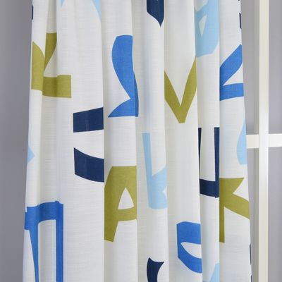 Alfa blå gardiner multibandsgardiner med grafiskt bokstavsmönster mönster| rosahuset.com