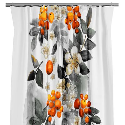 Blombär orange curtains