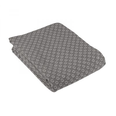 Trine grey table cloth 