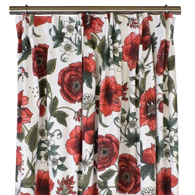 Amelia red curtain