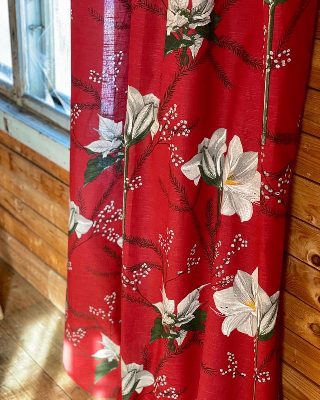 Amaryllis röd multibandsängder med jul motiv med blommor- rosahuset.com
