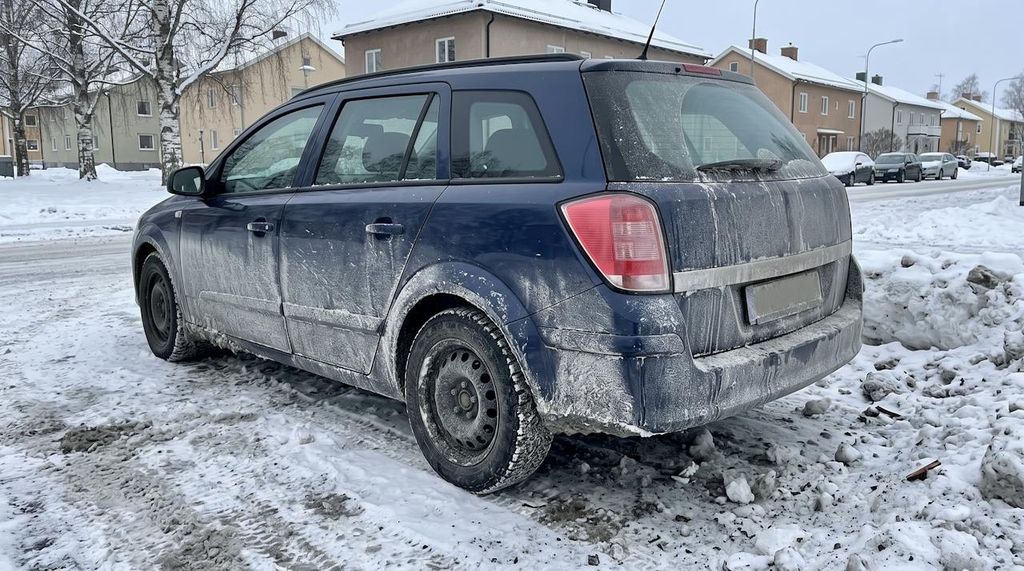 Vintertvätt av bilen