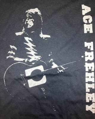 Ace Frehley " Acoustic guitar "