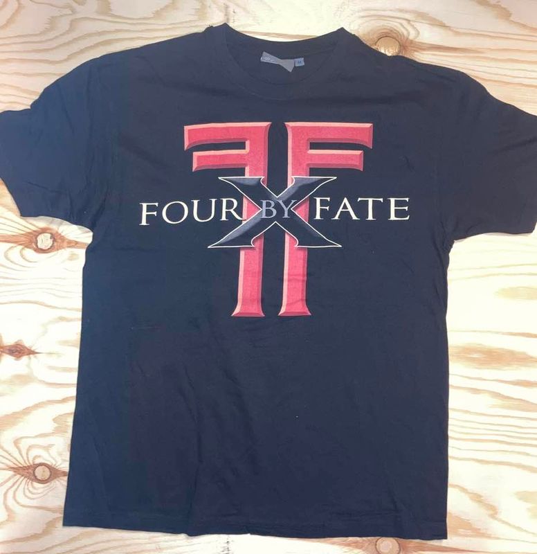 Four by fate T-Shirt Logo Officiell Turné tröja