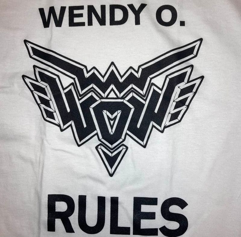 W.O.W. " Wendy O. Rules" Logo
