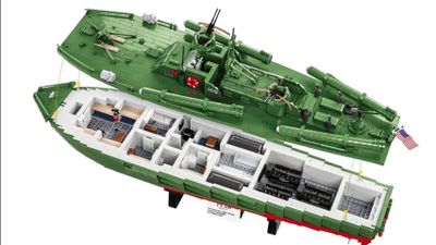 COBI-4825 PT-109 WW2 amerikansk torpedbåt med 3726 byggblock