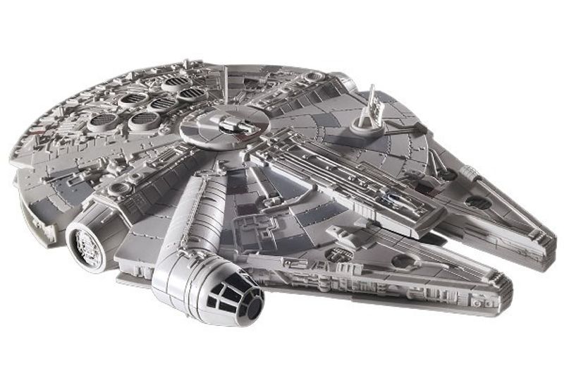 Revell 06778 Star Wars Millennium Falcon byggsats i skala 1/72