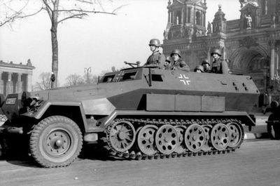 Cobi Sd.Kfz.251/1 Ausf. A WW2 bepansrat trupptransport fordon