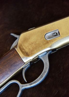 WINCHESTER MODEL 1892 MARE`S LEG REPLIKA GEVÄR (Licensfri)