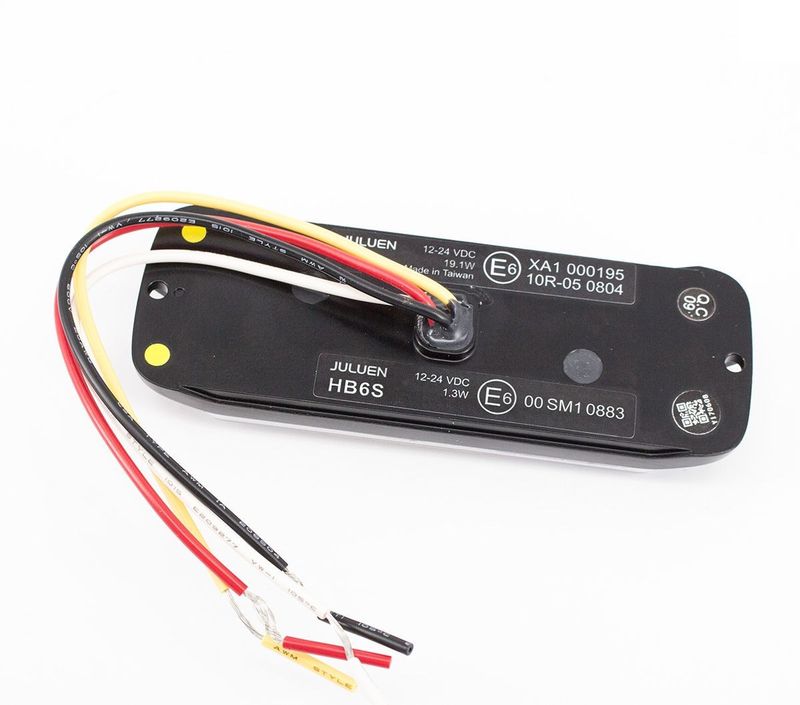 Blixtljus med Halo-ring som positionsljus (E-märkt: R65, R10, R91)