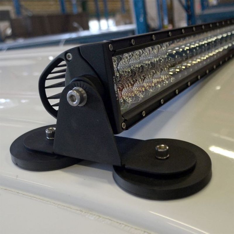 Magnetiska hållare för t.ex. LED-ramp (stor / liten, magnetfäste ett par)