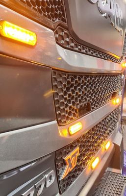 Blixtljus med 6 LED (ECE R65/R10)