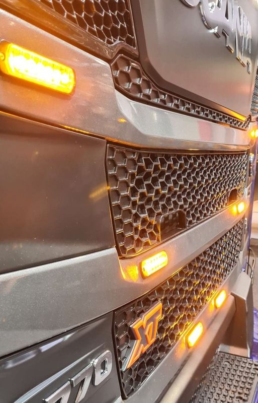 Blixtljus med 6 LED (ECE R65/R10)