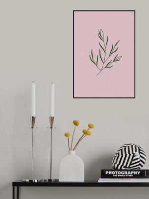 Minimal Leaf Elegance
