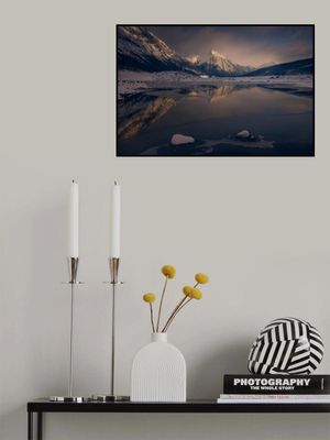 Medicine Lake, Canada